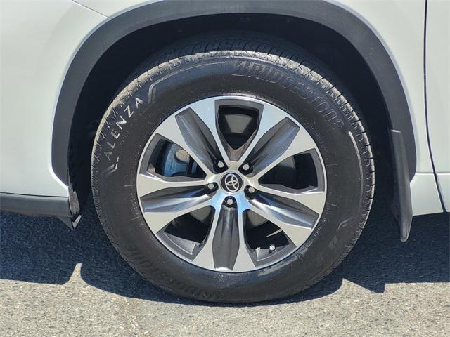 used 2024 Toyota Highlander Hybrid car, priced at $51,840