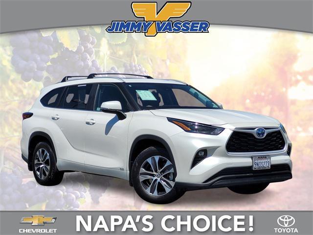 used 2024 Toyota Highlander Hybrid car, priced at $51,840