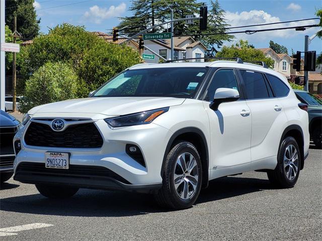 used 2024 Toyota Highlander Hybrid car, priced at $51,840