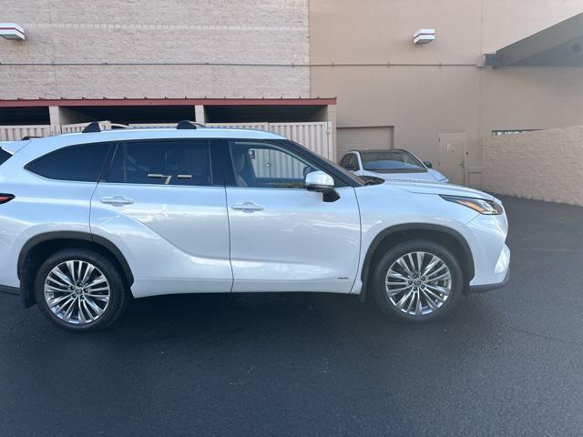 used 2023 Toyota Highlander Hybrid car, priced at $49,990