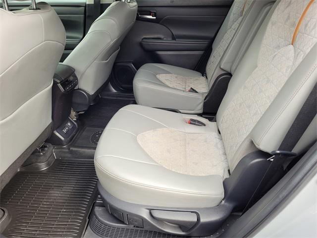 used 2023 Toyota Highlander Hybrid car, priced at $38,995