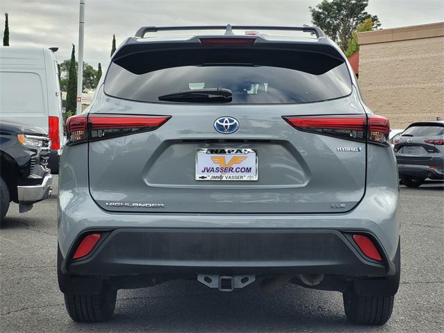 used 2023 Toyota Highlander Hybrid car, priced at $38,995