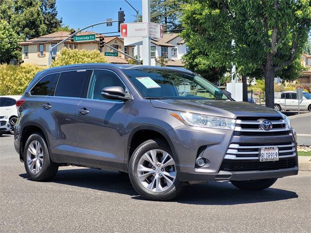 used 2019 Toyota Highlander car, priced at $29,508