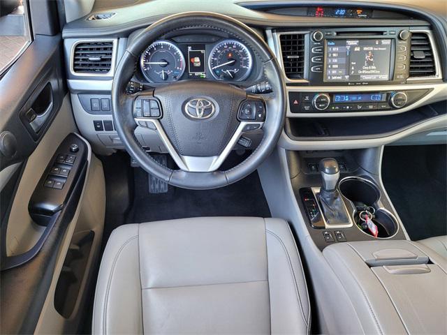 used 2019 Toyota Highlander car, priced at $29,508