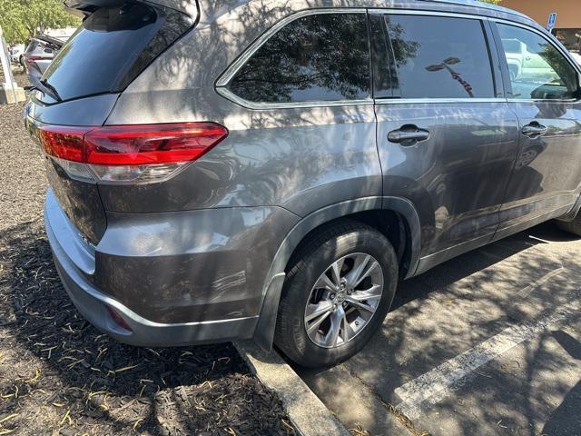 used 2019 Toyota Highlander car, priced at $29,995