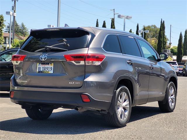 used 2019 Toyota Highlander car, priced at $29,508