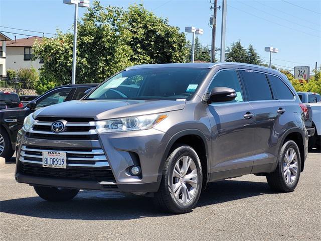 used 2019 Toyota Highlander car, priced at $29,508