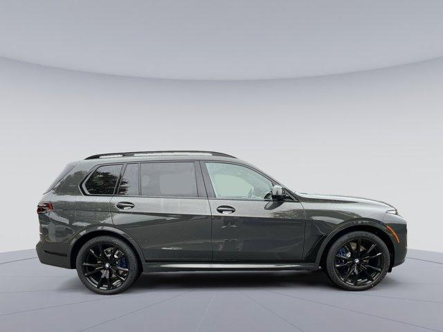 new 2026 BMW X7 car, priced at $102,080