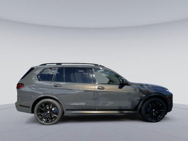 new 2026 BMW X7 car, priced at $124,780