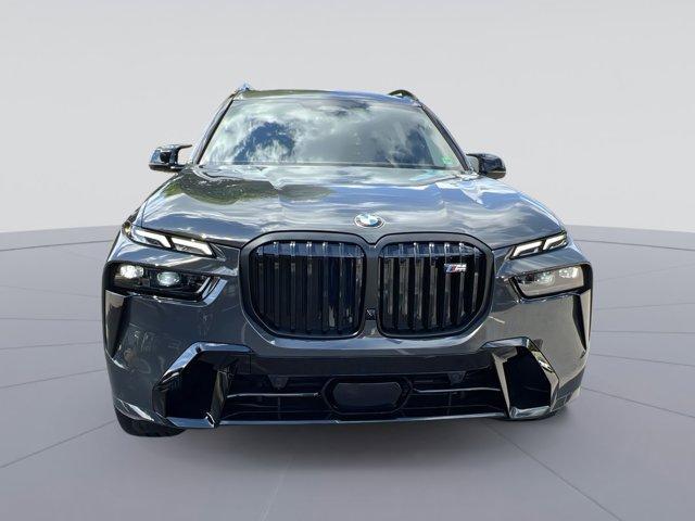 new 2026 BMW X7 car, priced at $124,780