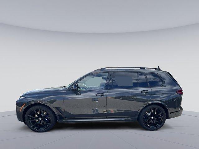 new 2026 BMW X7 car, priced at $124,780