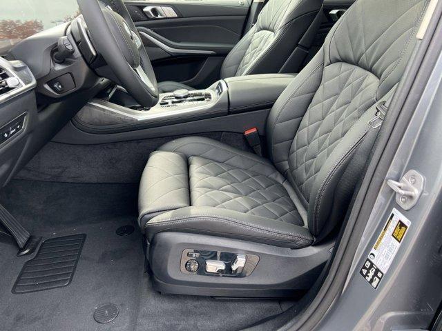 new 2026 BMW X7 car, priced at $95,880