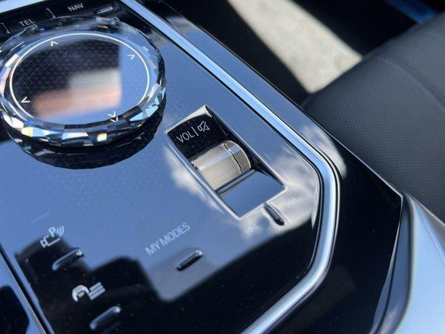 new 2025 BMW i7 car, priced at $119,225