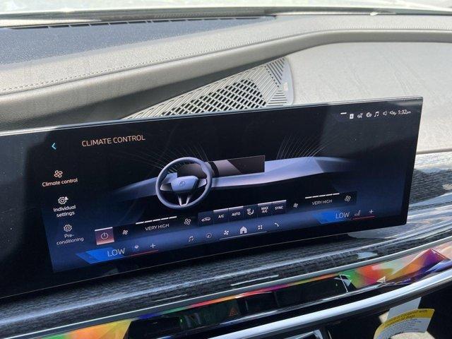 new 2025 BMW i7 car, priced at $119,225