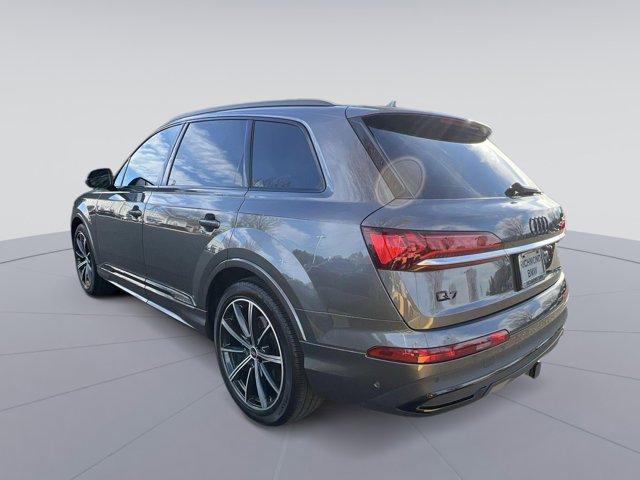 used 2021 Audi Q7 car, priced at $31,325