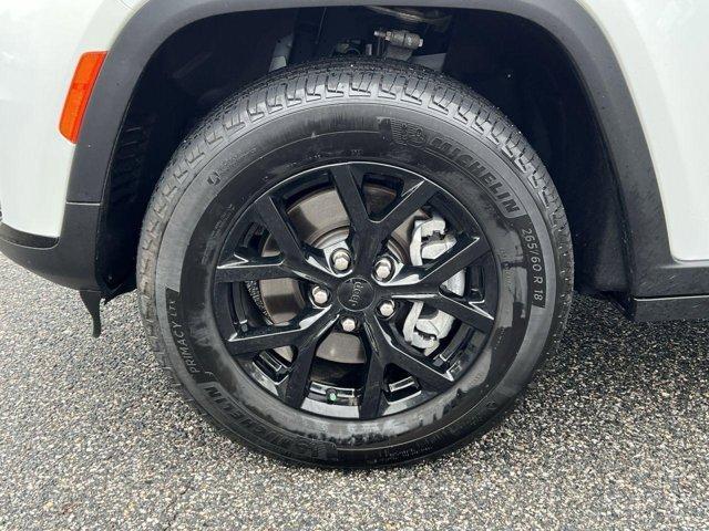 used 2024 Jeep Grand Cherokee L car, priced at $34,992
