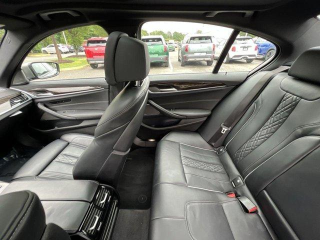 used 2022 BMW M550 car