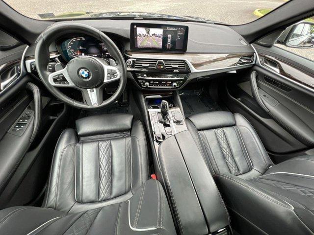 used 2022 BMW M550 car