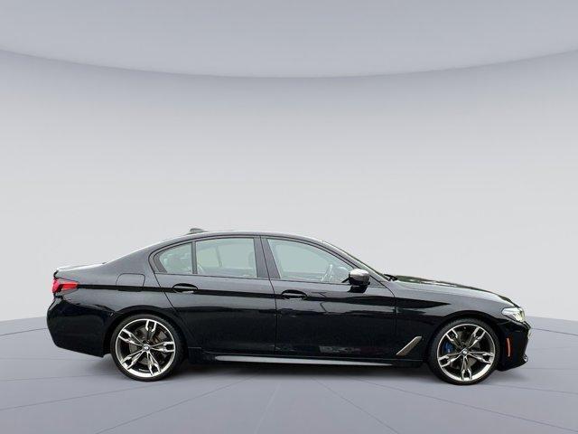 used 2022 BMW M550 car