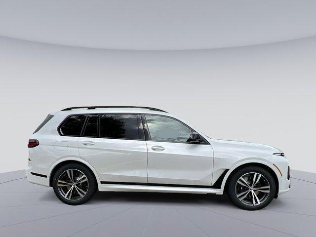 new 2025 BMW X7 car, priced at $117,755