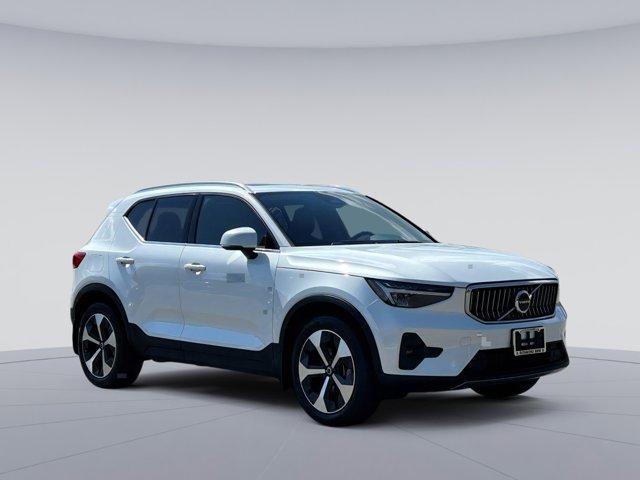 used 2023 Volvo XC40 car, priced at $36,295
