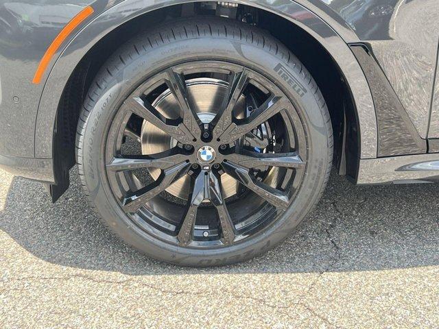 new 2026 BMW X7 car, priced at $102,080