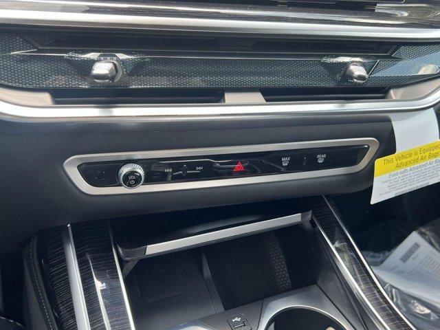 new 2026 BMW X7 car, priced at $102,080