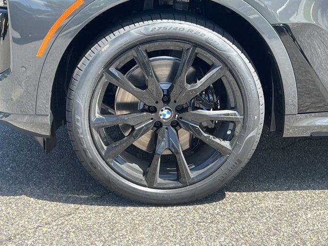 new 2026 BMW X7 car, priced at $102,680