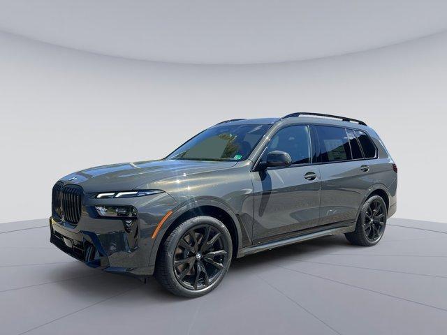 new 2026 BMW X7 car, priced at $102,680