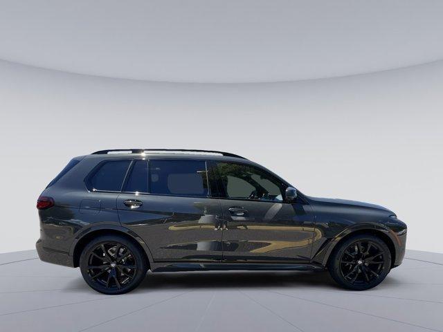 new 2026 BMW X7 car, priced at $102,680