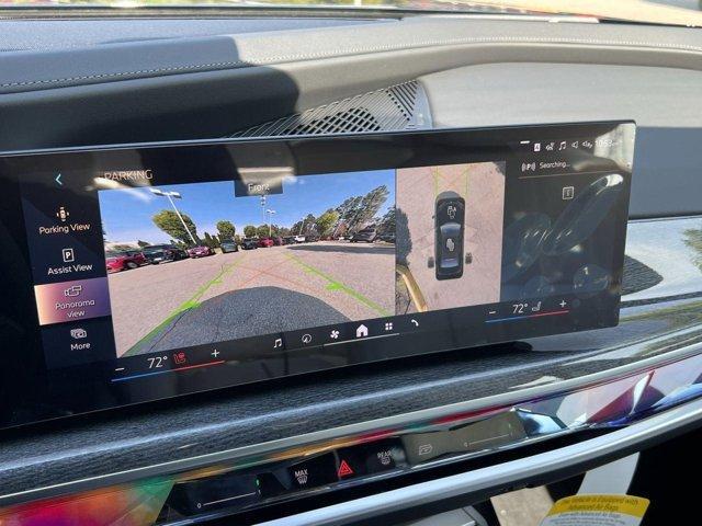 new 2025 BMW i7 car, priced at $123,925