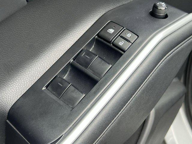 used 2023 Toyota Highlander car, priced at $36,514