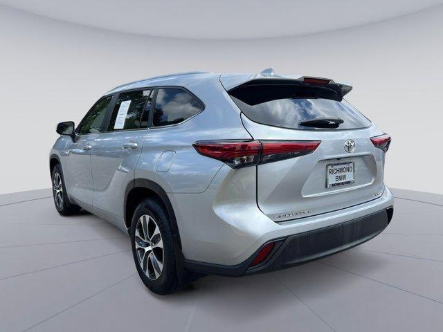 used 2023 Toyota Highlander car, priced at $36,514