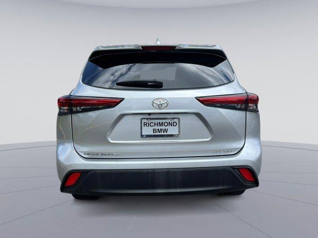 used 2023 Toyota Highlander car, priced at $36,514