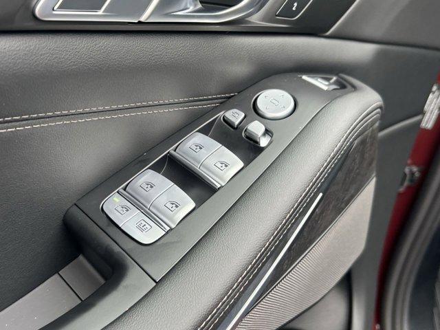 new 2026 BMW X7 car, priced at $95,880