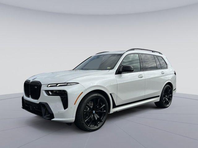 new 2025 BMW X7 car, priced at $118,520