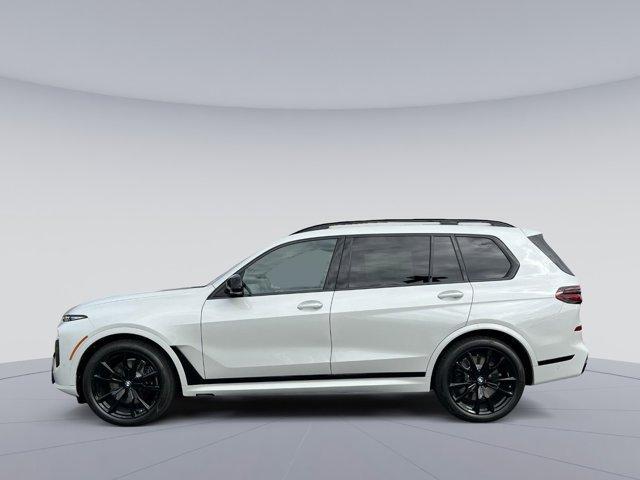 new 2025 BMW X7 car, priced at $118,520