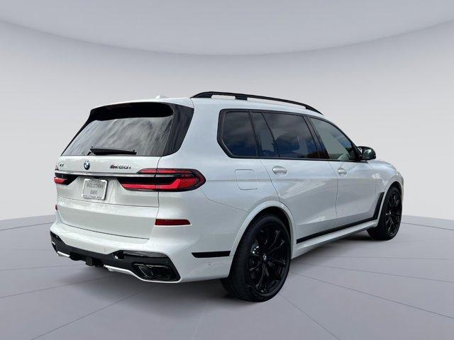 new 2025 BMW X7 car, priced at $118,520