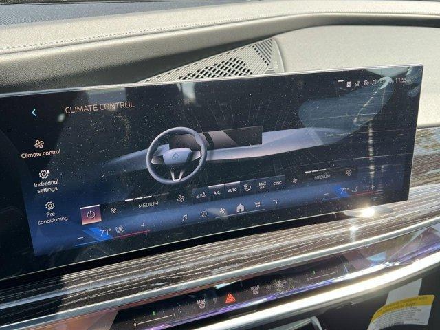 new 2025 BMW i7 car, priced at $118,525