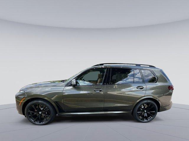 new 2026 BMW X7 car, priced at $100,130