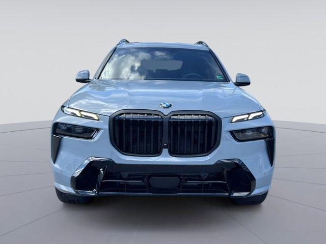 new 2026 BMW X7 car, priced at $100,130