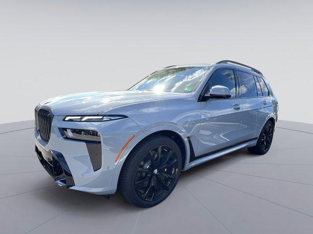 new 2026 BMW X7 car, priced at $100,130