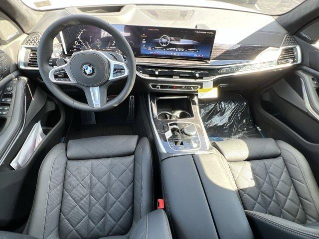 new 2026 BMW X7 car, priced at $100,130