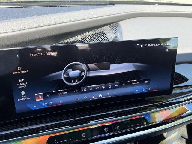 new 2025 BMW i7 car, priced at $136,475