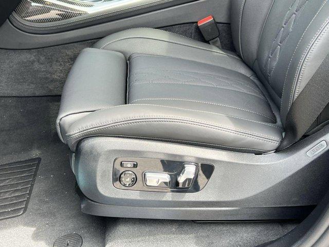 new 2026 BMW X7 car, priced at $117,375