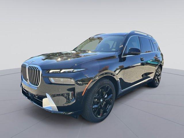 new 2025 BMW X7 car, priced at $89,705