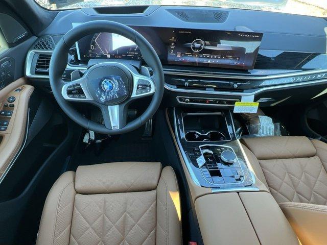new 2026 BMW X7 car, priced at $100,130