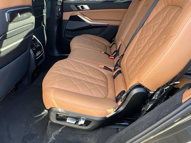 new 2026 BMW X7 car, priced at $100,130