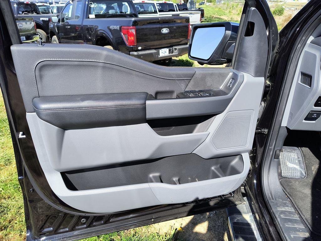 new 2024 Ford F-150 car, priced at $54,684