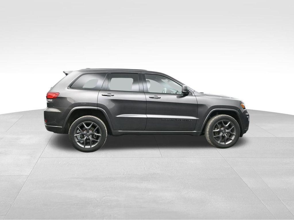 used 2021 Jeep Grand Cherokee car, priced at $25,373